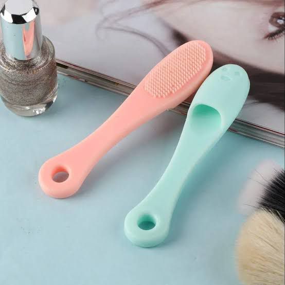 Finger Silicone Face Blackheads Makeup Brush (PACK OF 3 ) - Blackhead Remover Best Quality Exfoliator