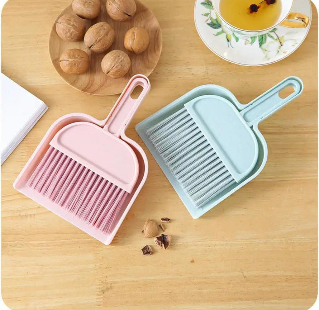 Mini Broom Set