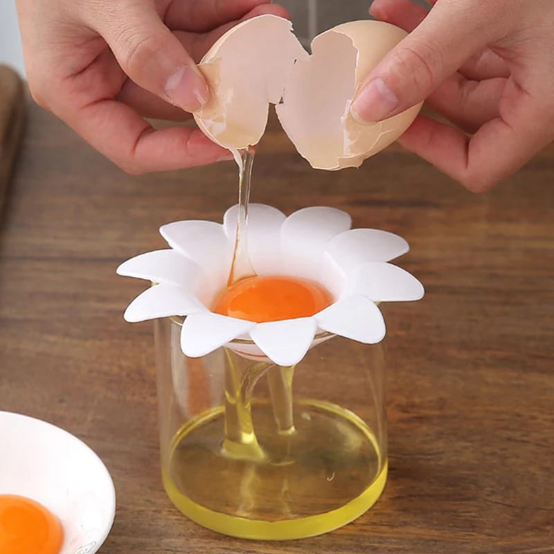 1PC Flower Shape egg separator