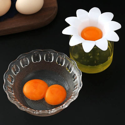 1PC Flower Shape egg separator