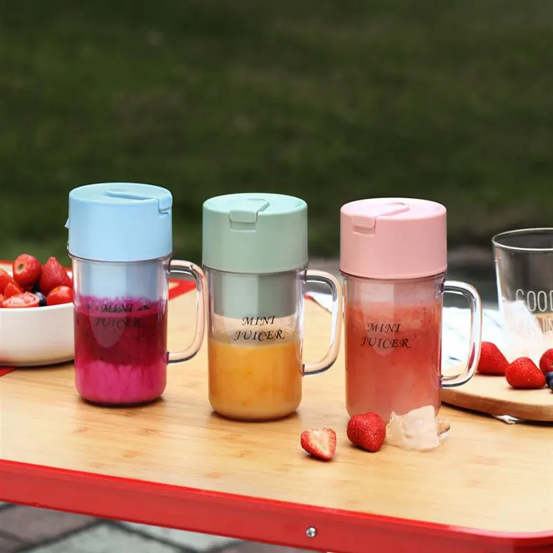 Portable Mini Juicer Blender – USB Rechargeable- with 6 Blades
